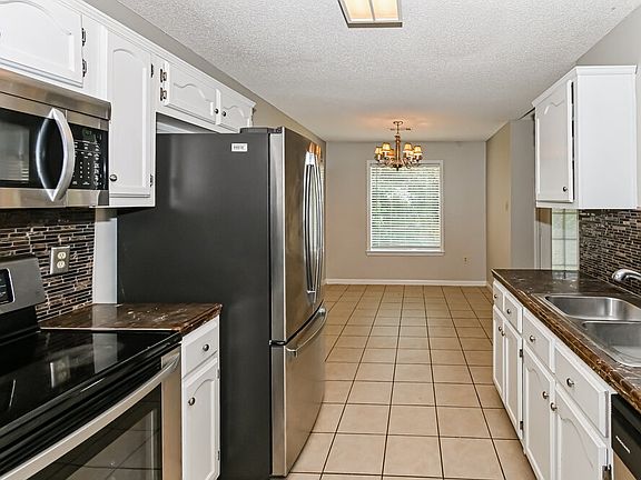 5th image of 9199 Fletcher Wood Dr