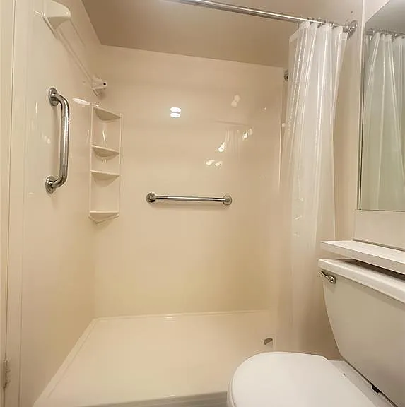 4037 Harwood Dr #D — Photo 12