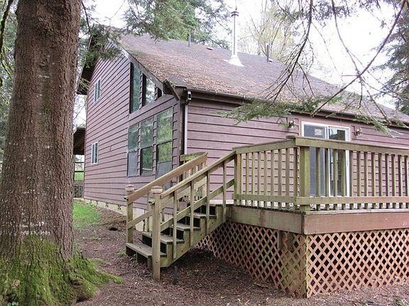 3rd image of 12915 Marksman St SW
