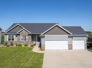 1109 Tipperary Rd, Iowa City, IA 52246