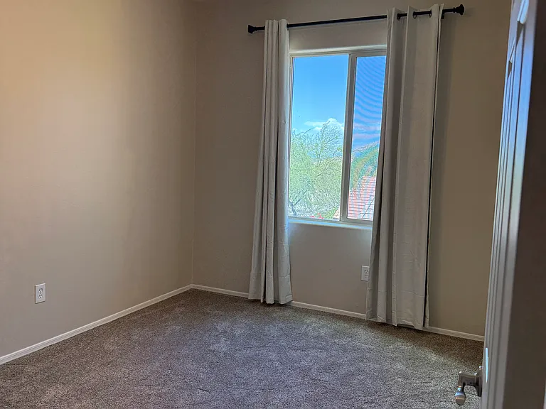 331 E Refuge Loop — Photo 18