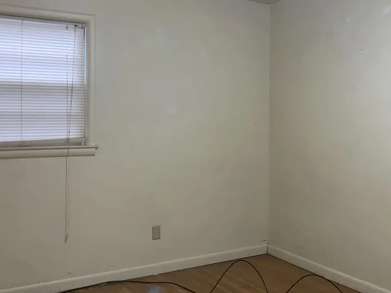141 Zandale Dr — Photo 28
