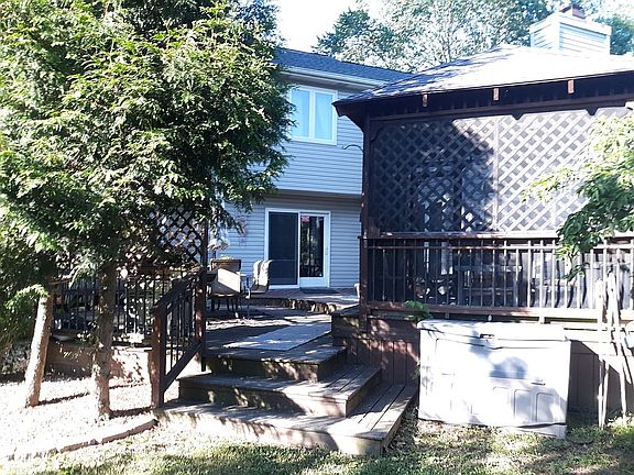5th image of 165 Pembridge Ct