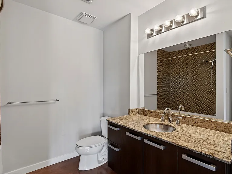 600 12th Ave S #525 — Photo 12