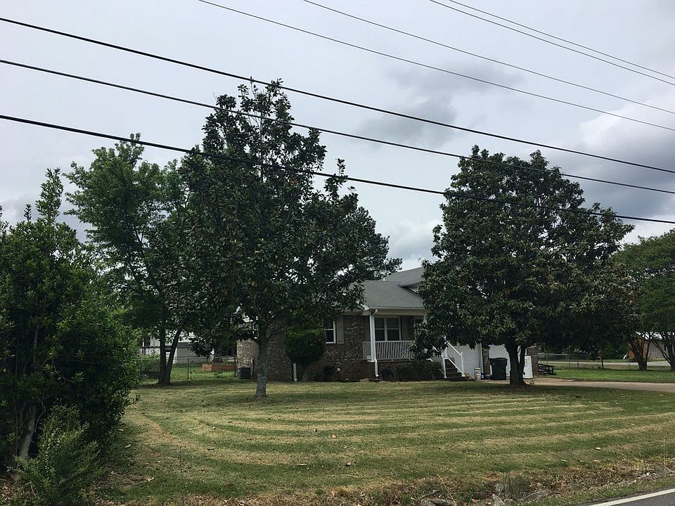 2nd image of 451 Pine Grove Rd