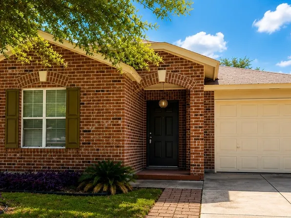 1427 Range Fld, San Antonio, TX 78245