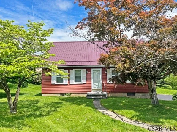 130 Palm Ave, Johnstown, PA 15905