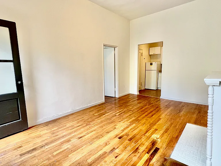 325 W 87th St #3B — Photo 7