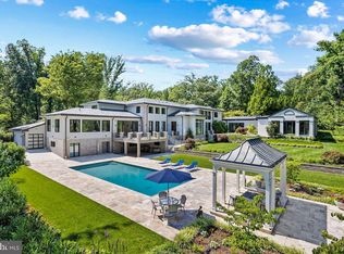 8801 Fernwood Rd, Bethesda, MD 20817