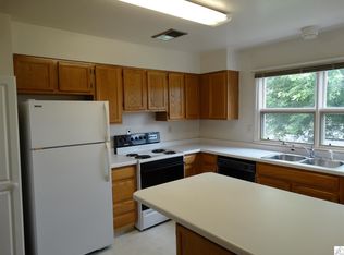 214 Mitchell Cir, Duluth, MN 55811