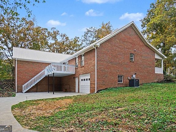 5th image of 760 Breedlove Rd