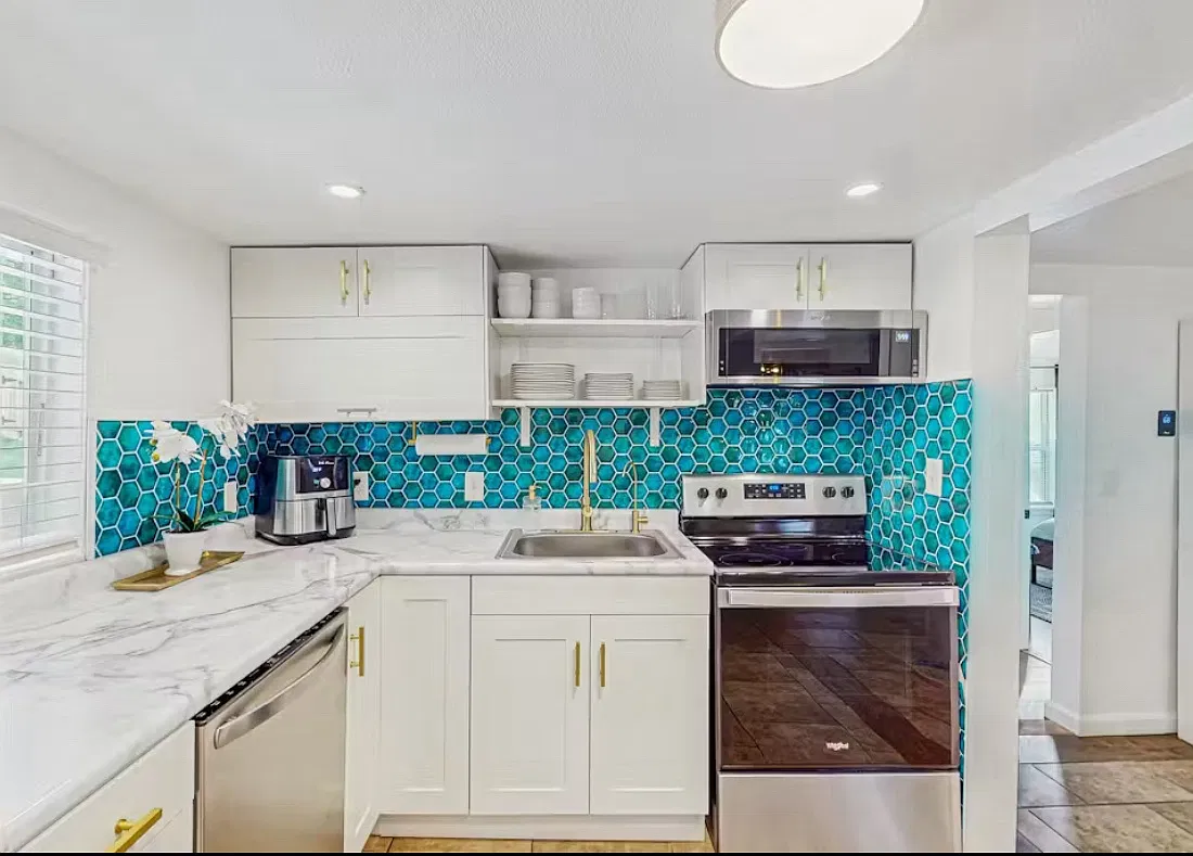 1253 Procter Dr — Photo 1