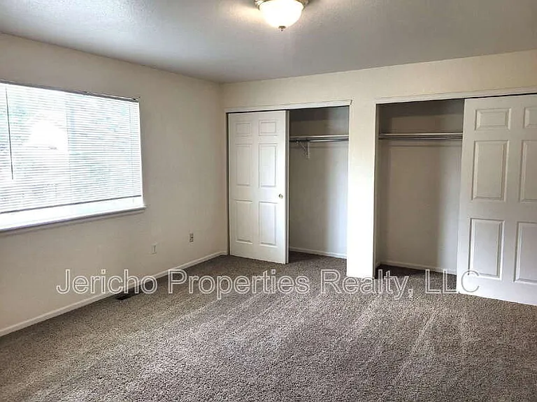5215 Dudley St — Photo 12