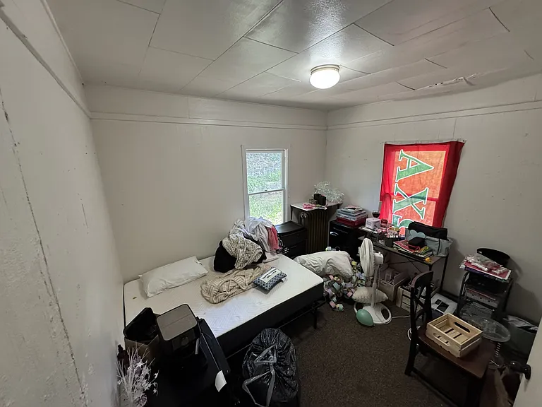1000-1002 NE Maple St #1000 — Photo 17
