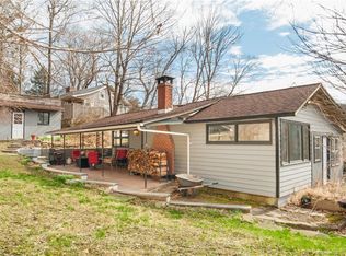 453 Lakeside Rd, Southbury, CT 06488