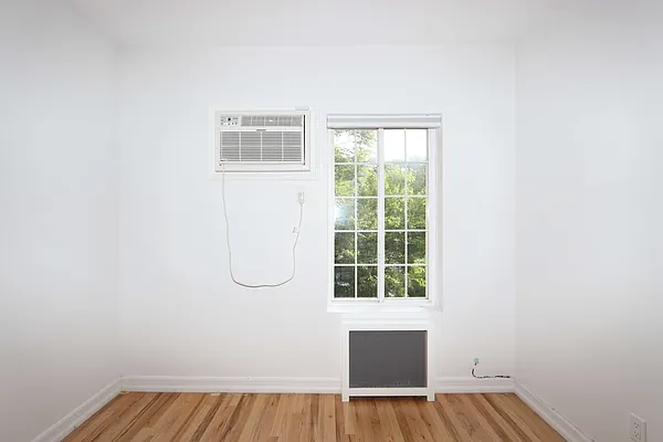 Rented by Nooklyn NYC LLC | media 13