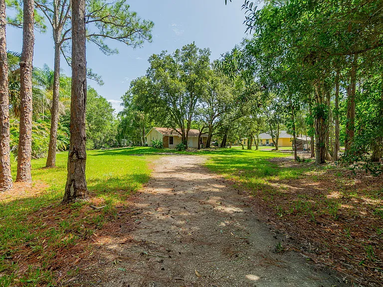 11735 150th Ct N — Photo 48