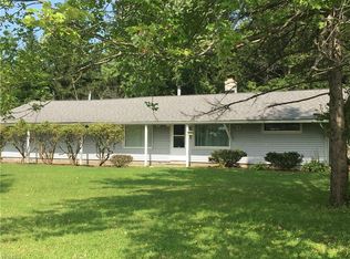 9715 Kile Rd, Chardon, OH 44024