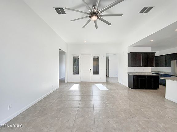 3rd image of 38094 W PADILLA Street