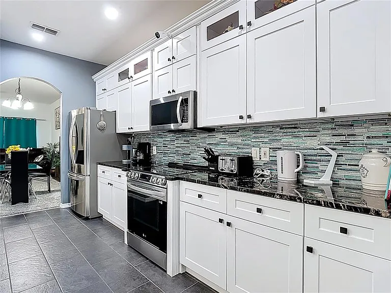 4608 Cumbrian Lakes Dr — Photo 17