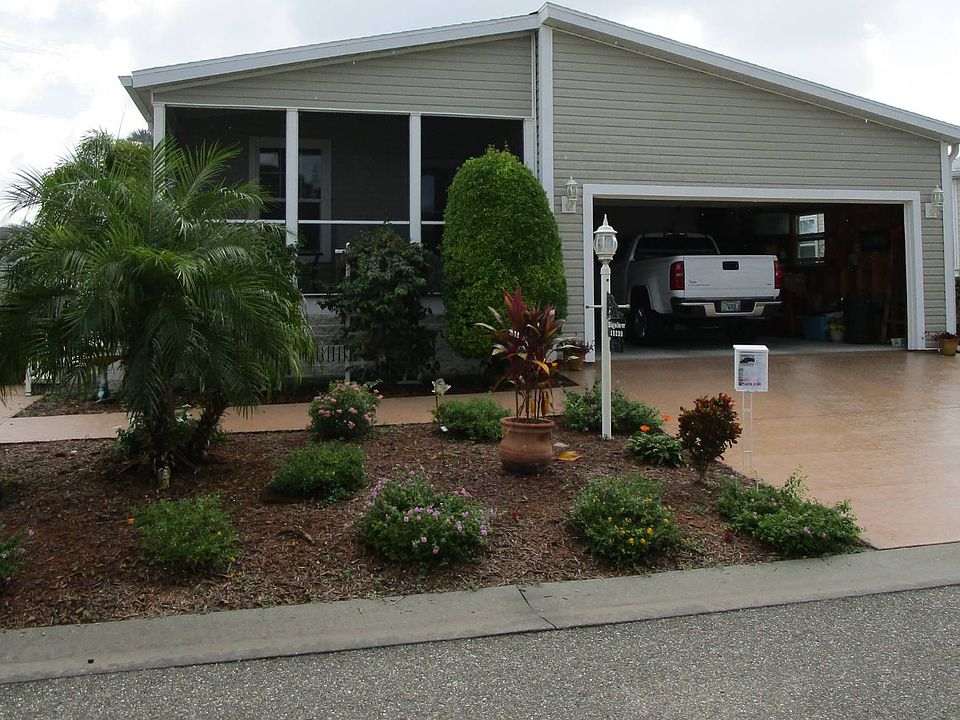 1st image of 19299 Potomac Cir