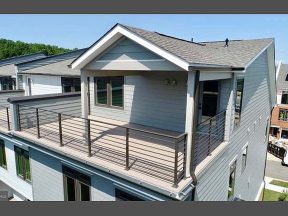 Back view of top deck