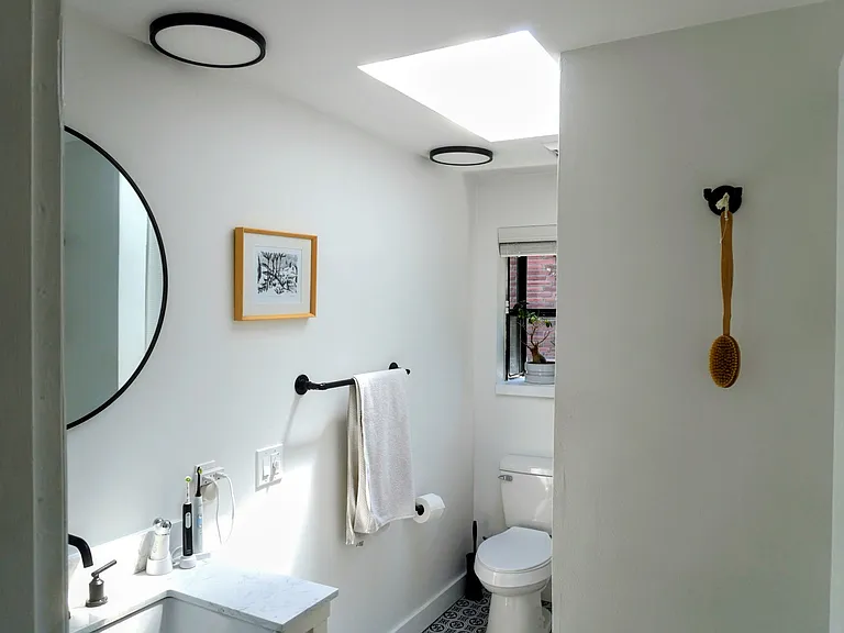 Full master bathroom