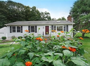 1326 Essex Rd, Westbrook, CT 06498