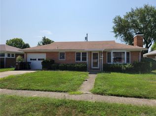 177 Roselawn Dr, Xenia, OH 45385