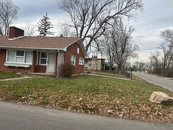 5th image of 401 Golfview Ave