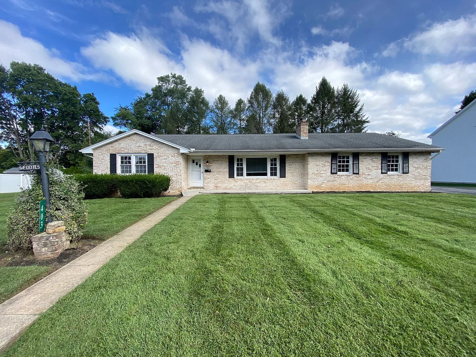 3 bed, $1,995 — Photo 3