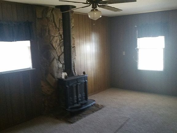 4th image of 105 Donna Dr