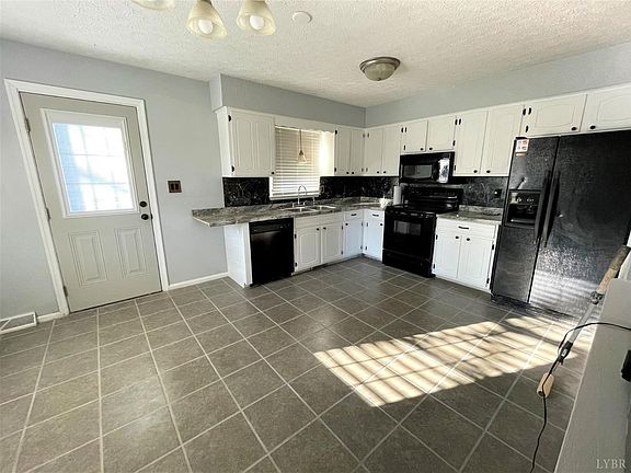 4th image of 103 Valleywood Dr Lot 14