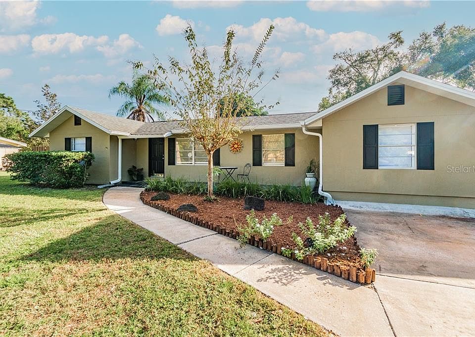 1st image of 237 Acorn Dr