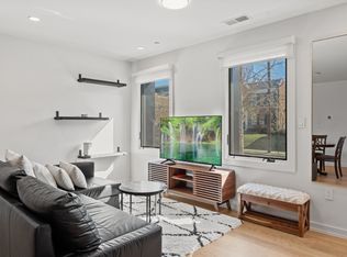 2216 40th Pl NW #ID1094231P, Washington, DC 20007