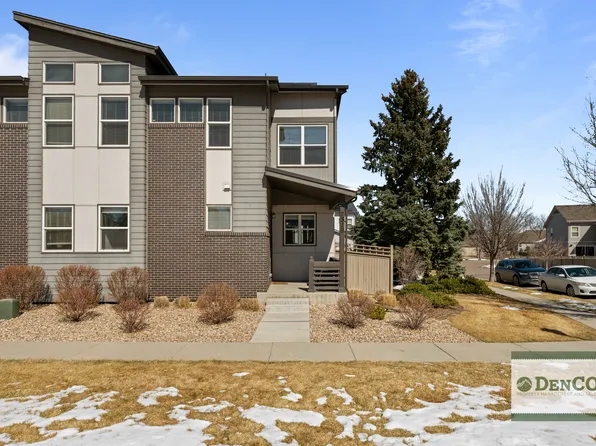 7318 W Adriatic Cir, Lakewood, CO 80227