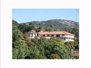 2128 Elevado Rd, Vista, CA 92084