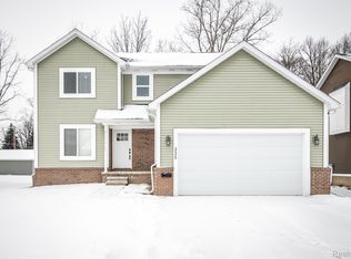 225 Mussey St, Romeo, MI 48065