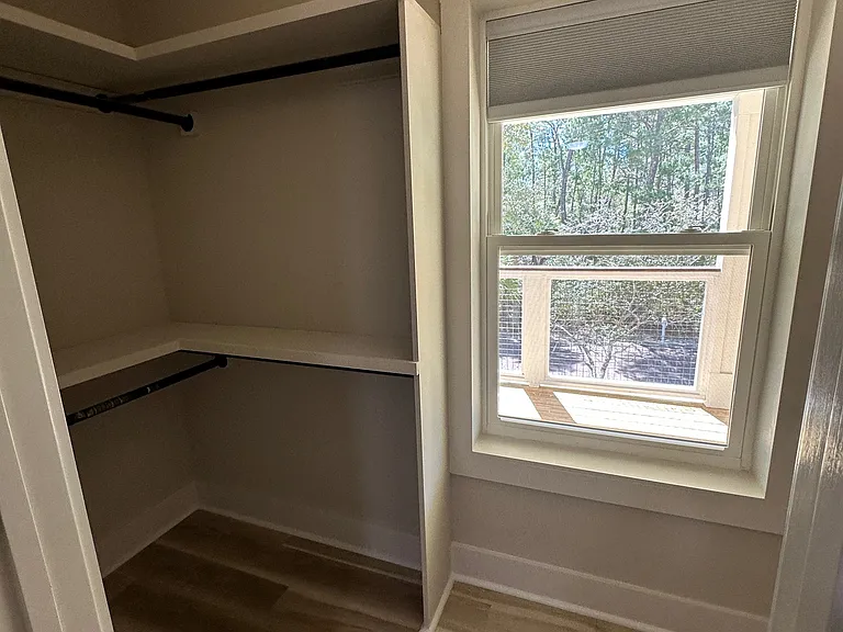 99 Devlieg Ave — Photo 13