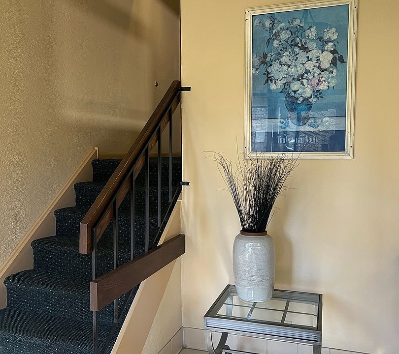 2nd image of 2208 Country Club Dr APT 16