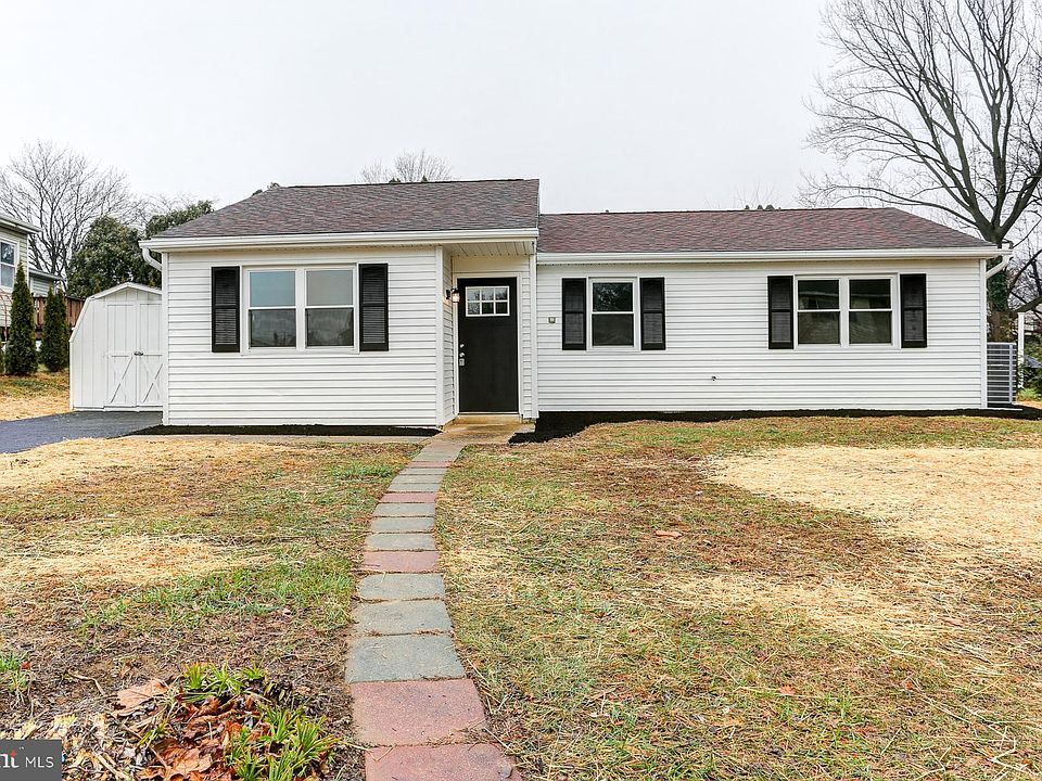 1st image of 106 Fishermans Ln