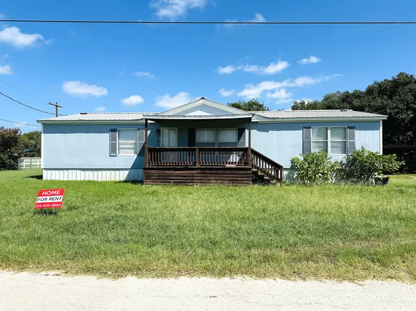 105 Kelsey Pkwy, La Vernia, TX 78121