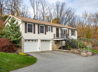 43 Drew Rd, Sussex, NJ 07461