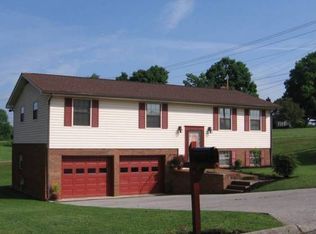 901 Radnor Dr, Maryville, TN 37804