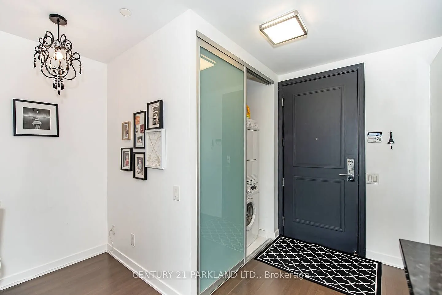 South Beach Condos & Lofts — Photo 3