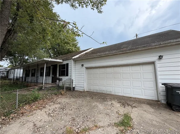 323 Hampton Court, Charlestown, IN 47111
