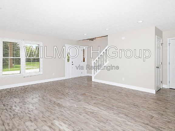 5th image of 9224 Oak Knoll Ln