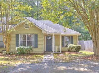 809 Temple Rd #B, Ladson, SC 29456