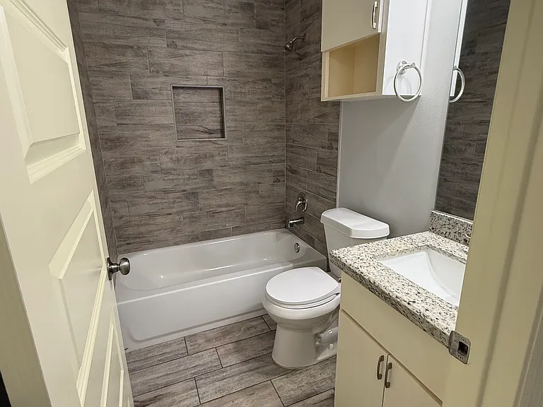 1503 W Heritage Dr #3 — Photo 9