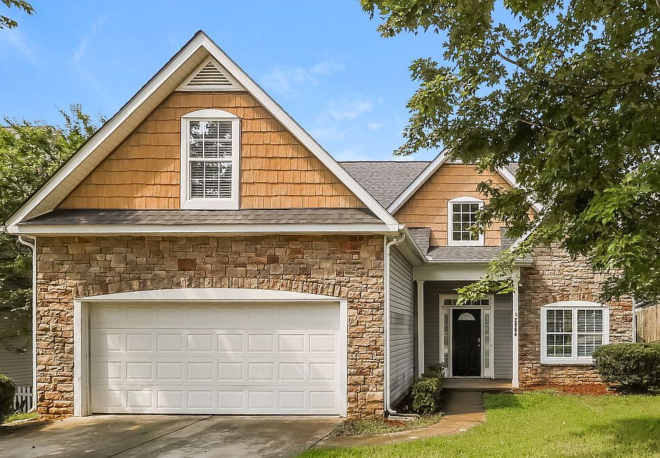 1st image of 2984 Clover Rd NW